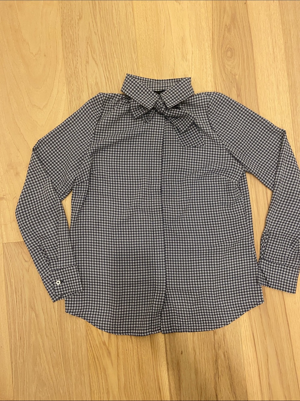 Brooks Brothers Classic Black & White Gingham Women’s Dress Shirt with Neck Tie